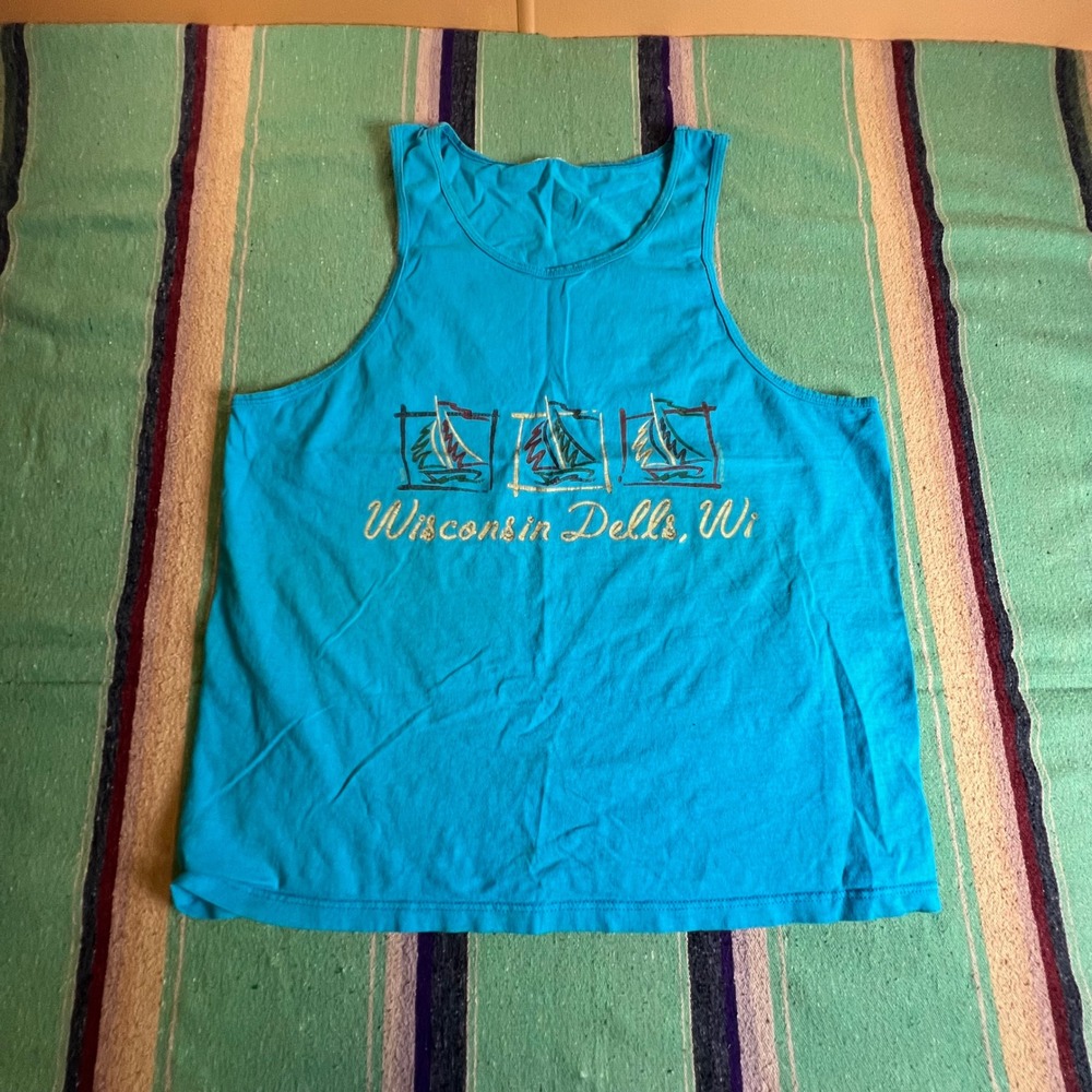 Vintage 1990s Wisconsin dells light blue sailboat grphic destination tank top